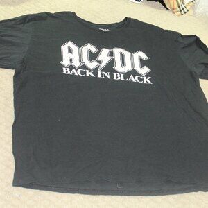 AC/DC Back in Black Unisex Size XL Black T-shirt